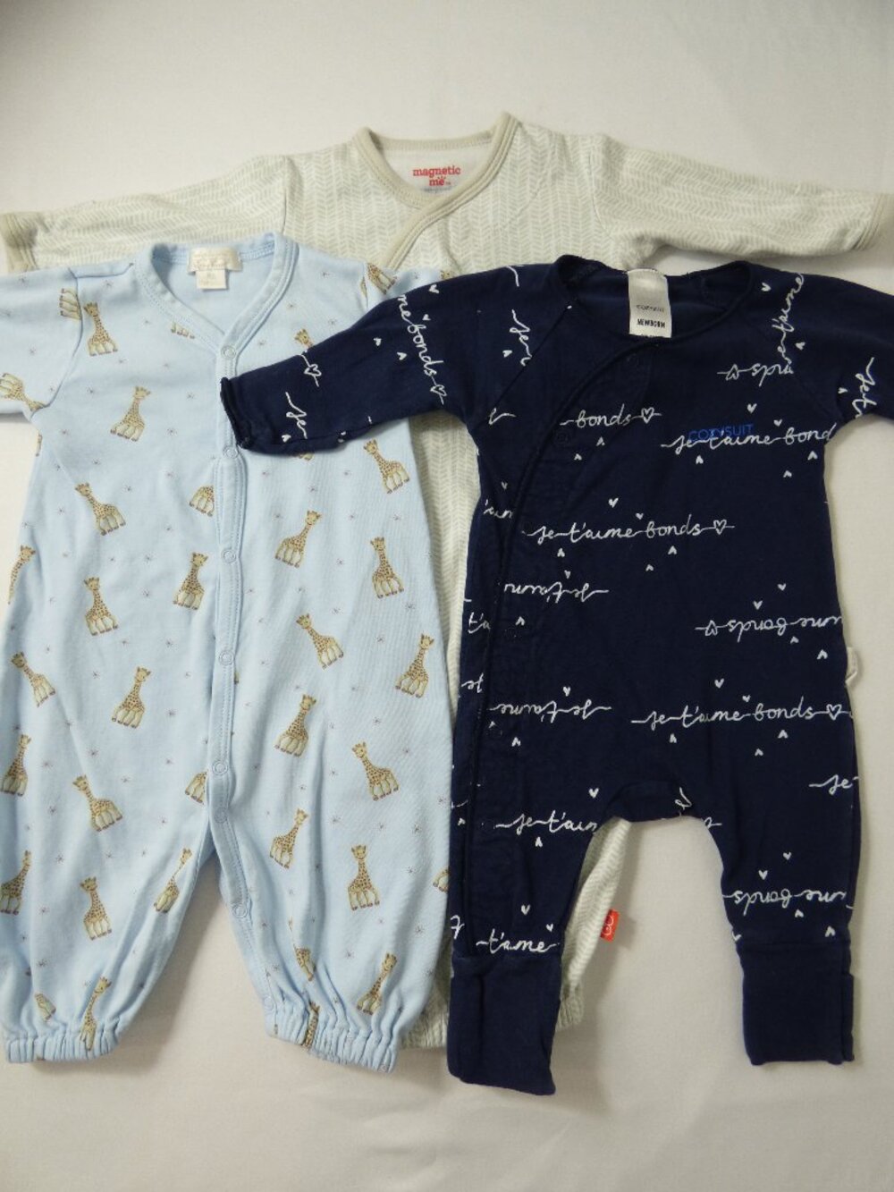 Bonds, Kissy Kissy, Magnetic Me Romper and Gown Bundle, Size Newborn
